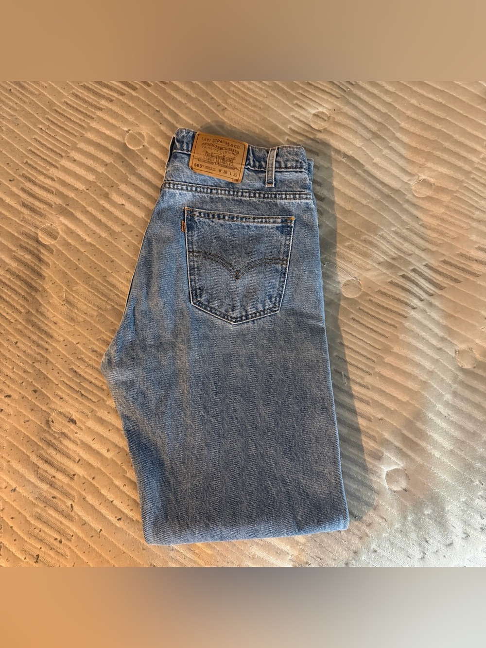 Vintage Levi's 505 orange tab denim blue jeans size 36x32